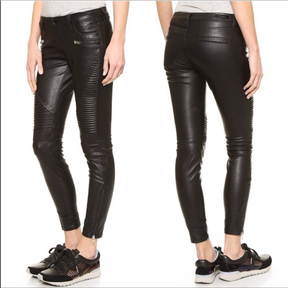 Blank NYC Black Vegan Leather Moto Pants 26 Faux Pleather Ribbed Ankle Zipper